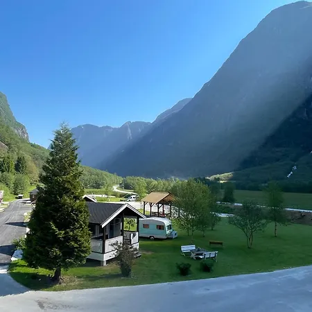 Gudvangen Camping 3*